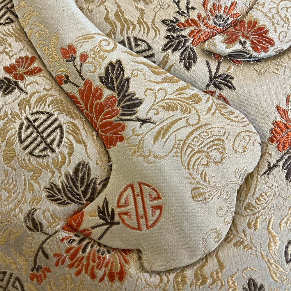 Silk Gold Floral Print Women's Bag w/Detachable Strap - Picture 3 of 8